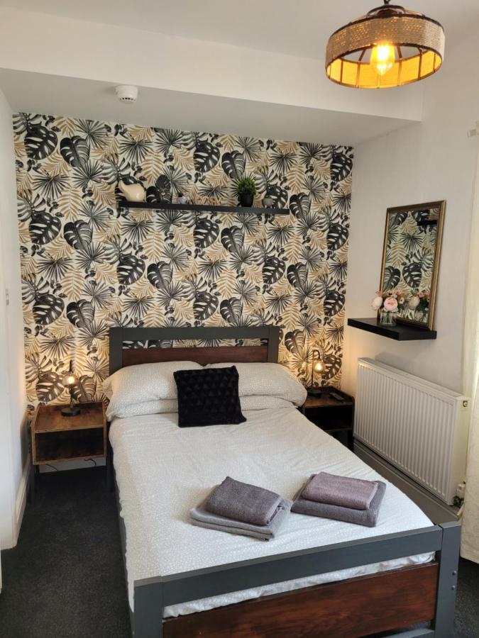 Room@87 Ellesmere Port Exterior photo